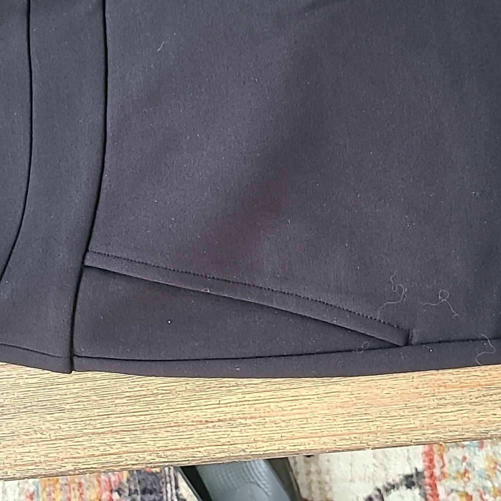 Cabi 5866 Banded Waist Black Skinny Cropped Trousers Minimalist Size 6 - Picture 3 of 6